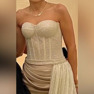 Elegant Cream corset and Cape with push up